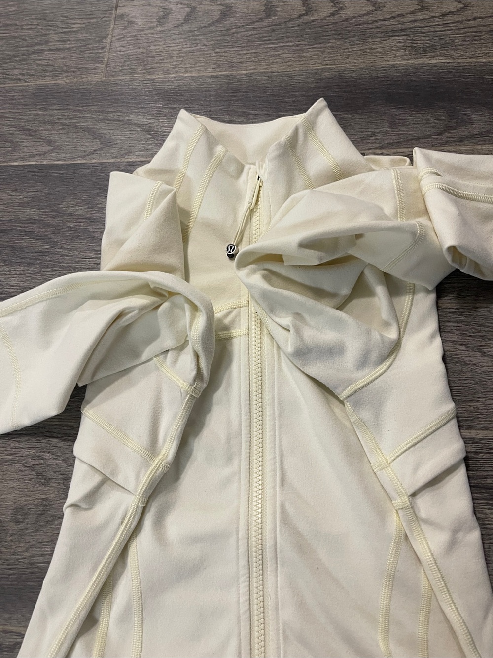 Lululemon Define Jacket - Picture 7 of 9